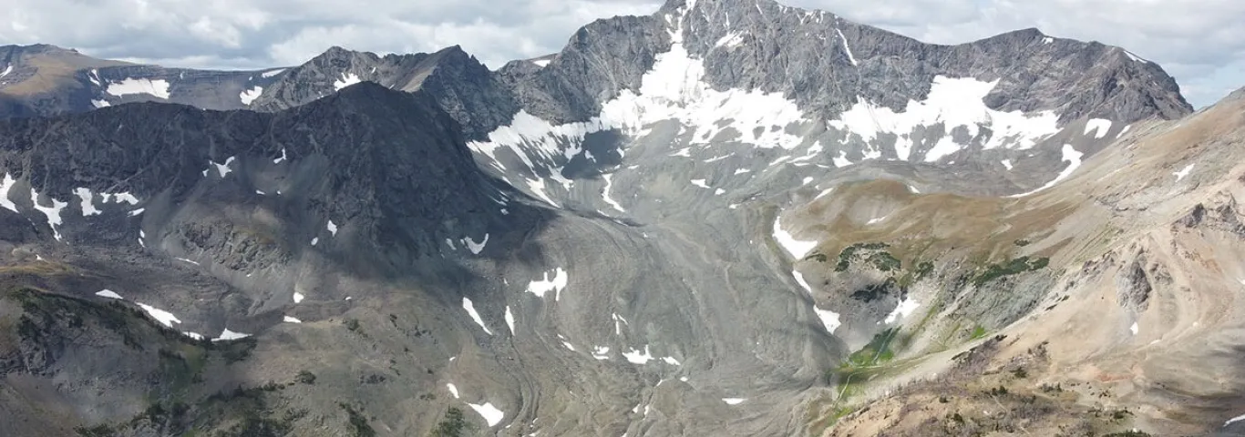 Sun sets on the Sunlight glacier