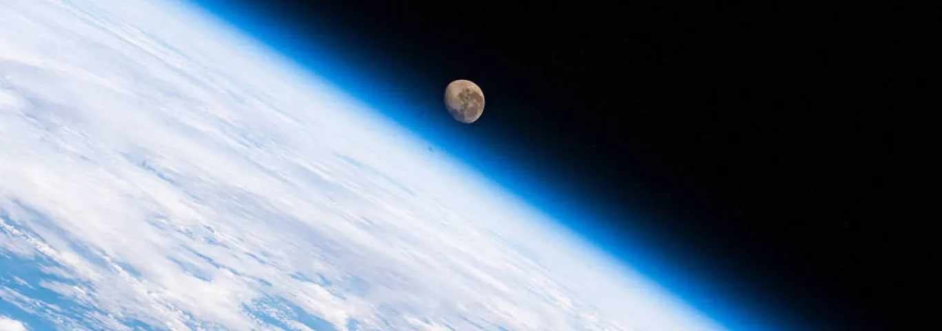 Jolliff shares next steps in returning people to the Moon