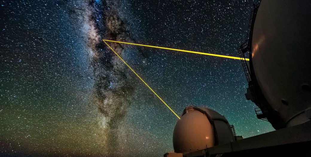 Keck Observatory (Credit: Ethan Tweedie Photography)